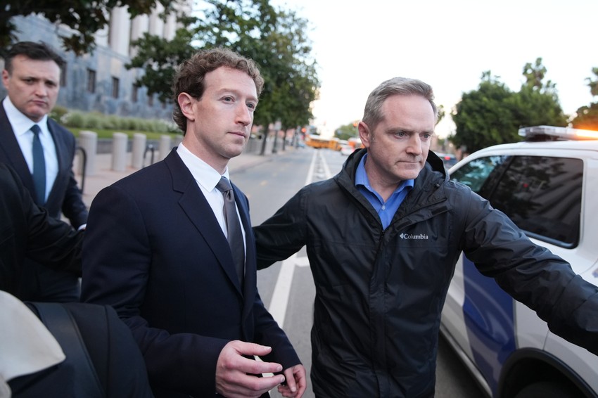 Mark Zakerberg nakon svedočenja na sudu u Los Anđelesu 18. februara