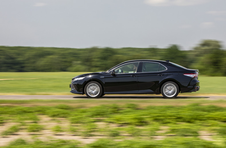 Toyota Camry 2.5 Hybrid