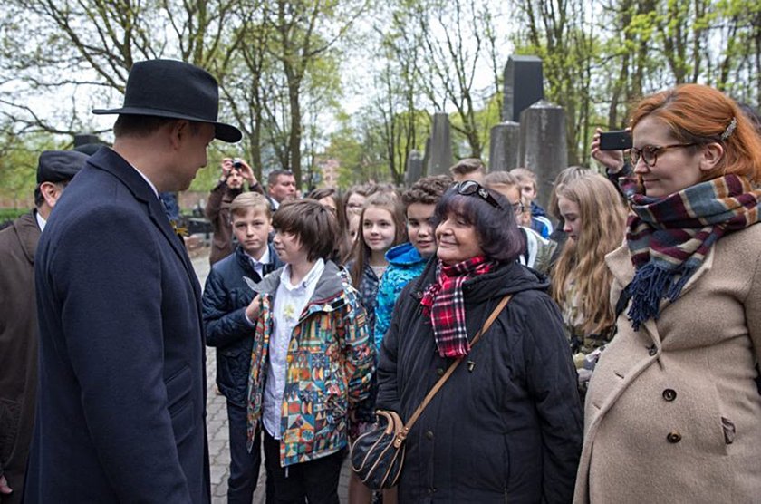 Wyjątkowe spotkanie przy grobie bohatera