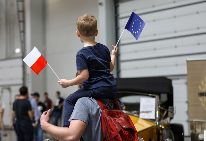 Demokracja, czy mnie słychać? Koronawirus a prawa człowieka