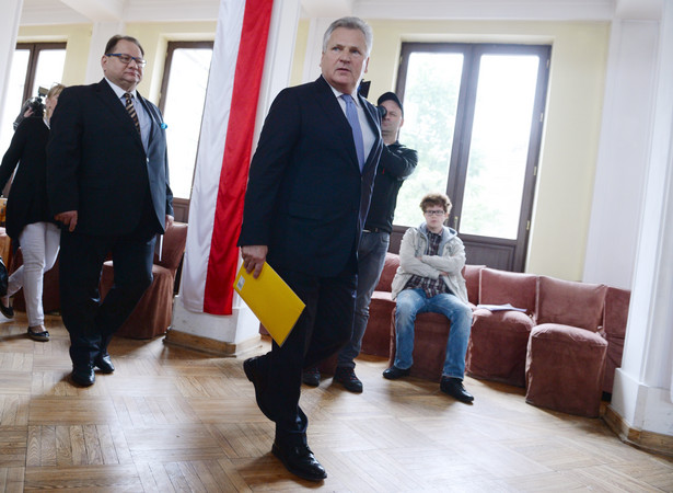 Kwaśniewski ofiarą rosyjskiego spisku? "Chodziło raczej o młodego Bidena"