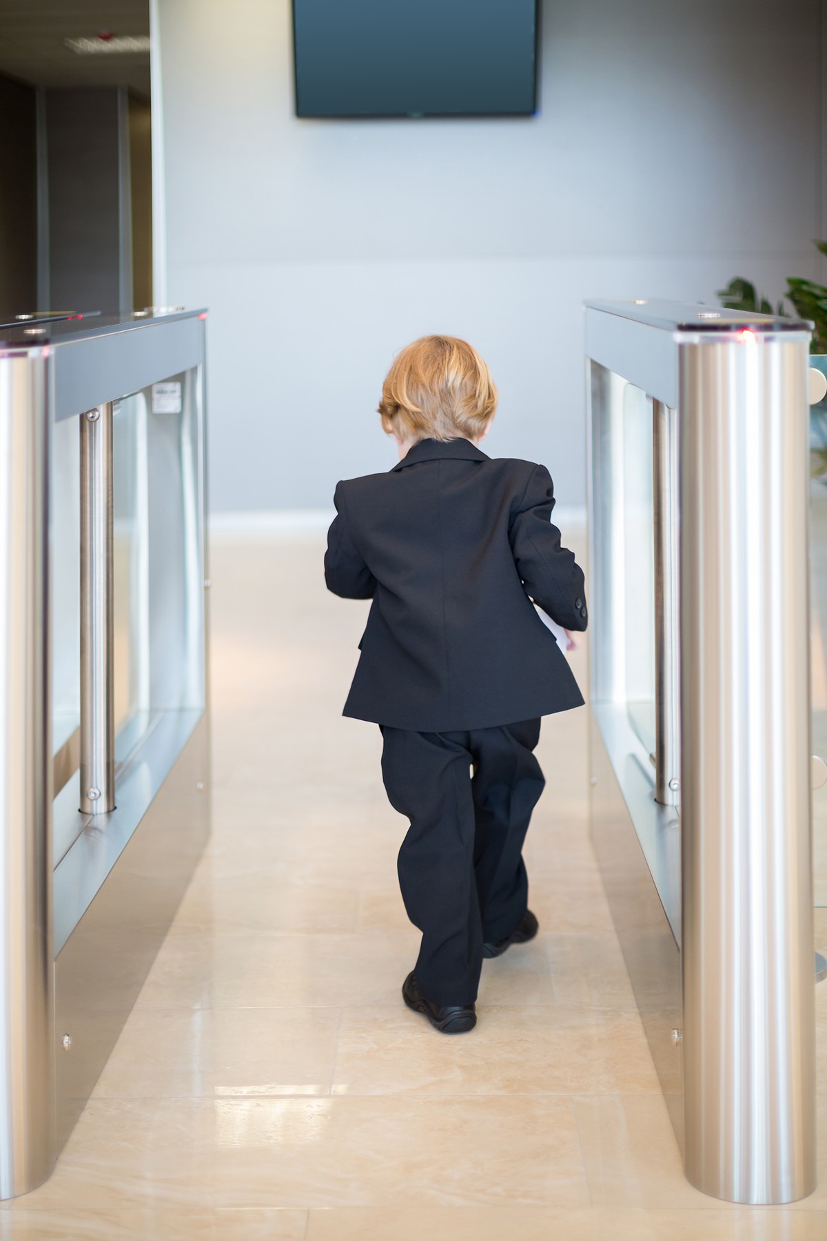 Rodzice uczą 12-latków inwestowania. "Zdecydowanie widzę flipowanie nieruchomościami w jego przyszłości"