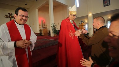 Biskup porwany przez Al-Kaidę: chrześcijanie na świecie są brutalnie prześladowani