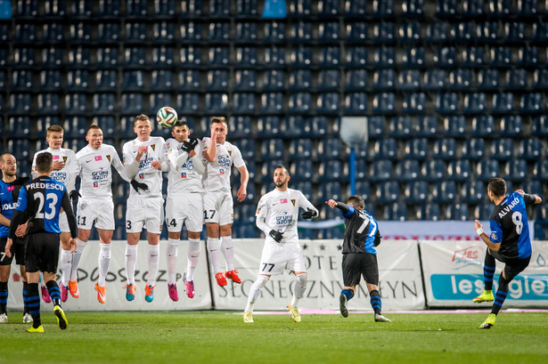 T-Mobile Ekstraklasa: Zawisza Bydgoszcz - Pogoń Szczecin 2:1