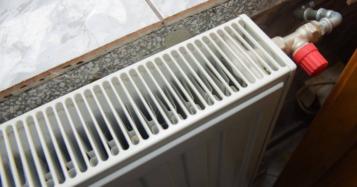 Czy można zaoszczędzić włączając i wyłączając ogrzewanie? Ekspert postawił sprawę jasno