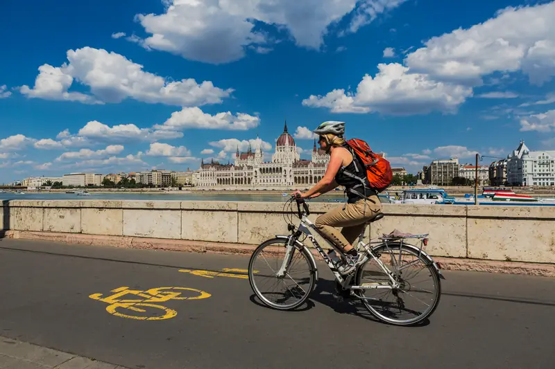 Budapeszt wprowadza ułatwienia dla rowerzystów w czasie epidemii koronawirusa