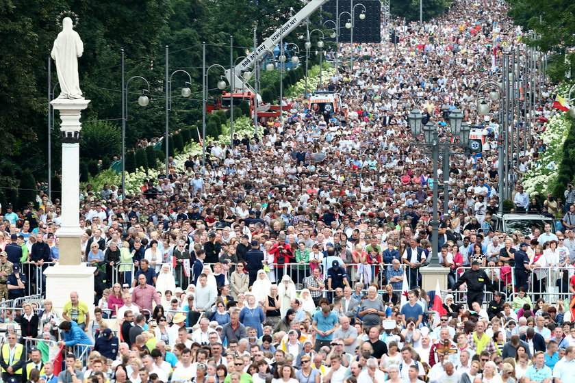 Urodziła podczas papieskiej mszy. Tak dziękuje Franciszkowi