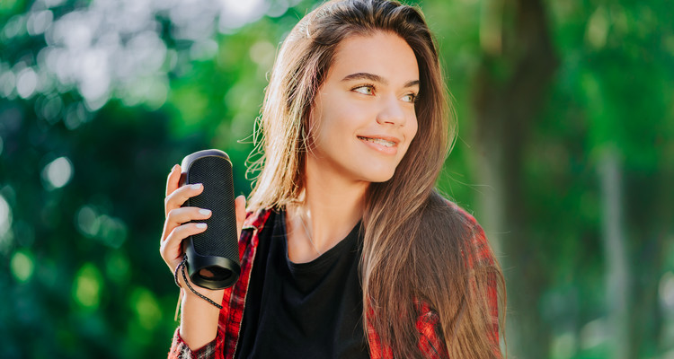 Jaki głośnik Bluetooth wybrać? Na co zwrócić uwagę?