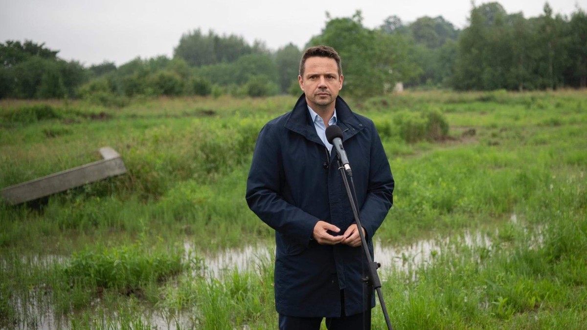 Program Mieszkanie plus zakończył się fiaskiem, mieszkań w ramach tego programu jest niecały tysiąc - mówił w Rzeszowie kandydat KO na prezydenta Rafał Trzaskowski. Na Podkarpaciu polityk spotka się także z mieszkańcami Dębicy, Rzeszowa i Jawornika.