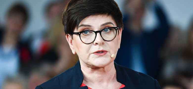 Beata Szydło: Nie wstydzę się mówić po polsku w PE. A jest taka europosłanka...