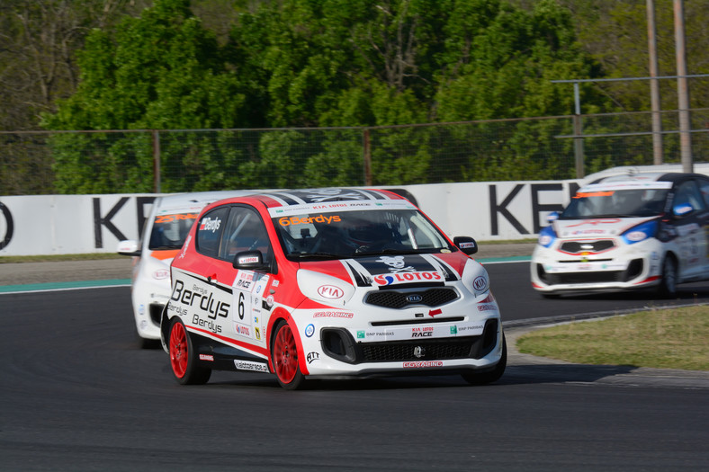 Kia Lotos Race 2015 | 1. runda (Hungaroring)