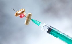 Nie muszą być zastrzykami. SZCZEPIONKI przyszłości w tabletkach, sprayu