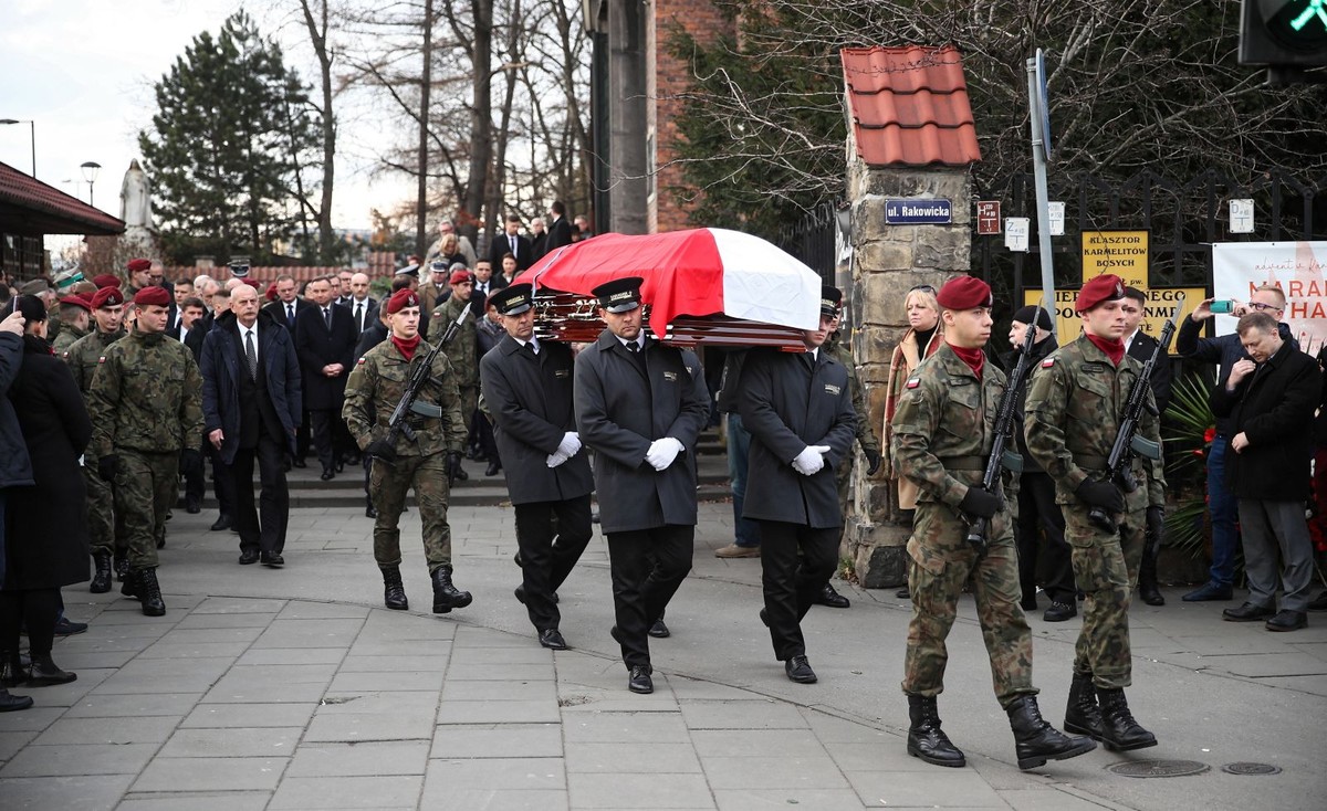 Pogrzeb gen. Tadeusza Bieńkowicza ps. Rączy w Krakowie