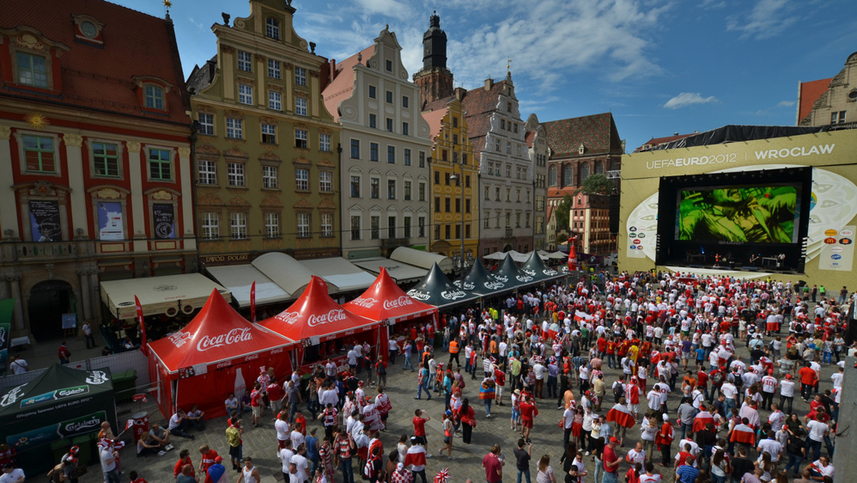 Polskę może w najbliższych latach odwiedzać 500 tys. turystów więcej - szacuje Ministerstwo Sportu i Turystyki. Wpływy z turystyki zagranicznej do 2020 roku wzrosłyby wówczas o 4-5 mld zł. W 2012 roku nasz kraj odwiedziło 13,5 mln obcokrajowców.