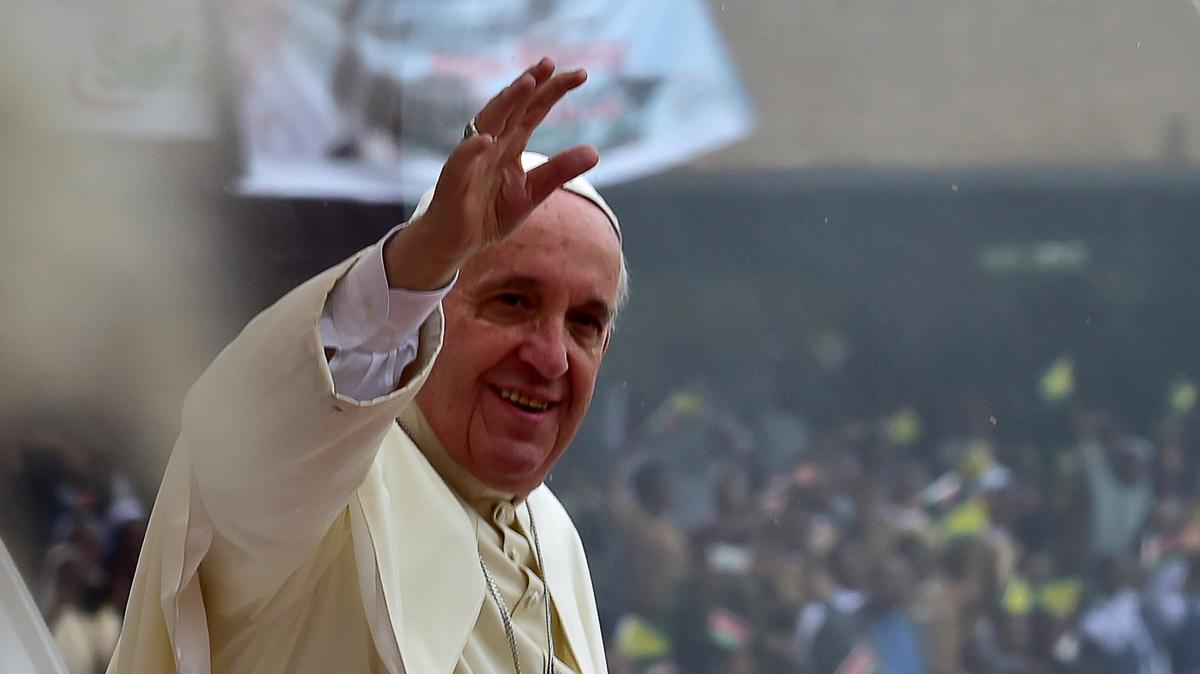Isten éltesse Ferenc pápát! Születésnapján munka helyett ünnepel az  egyházfő - Blikk