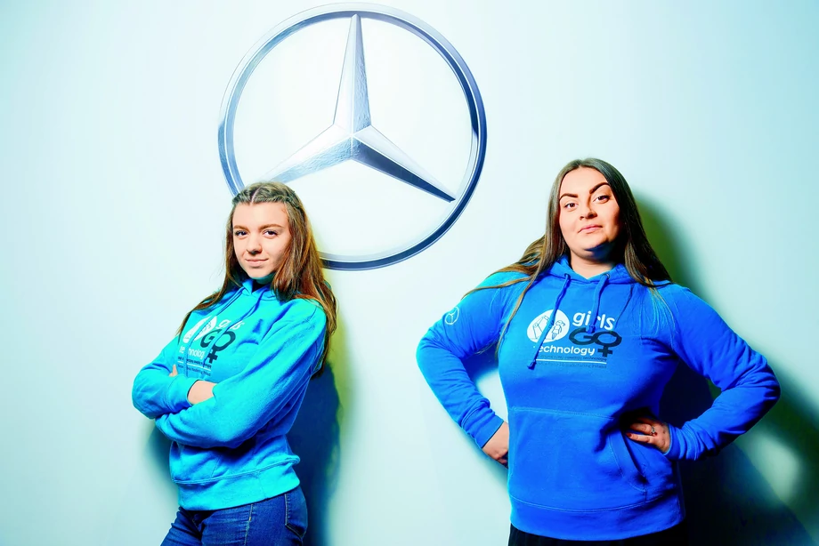 Iza Rybińska i Angelika Sneka zgłosiły się do pierwszych edycji warsztatów Girls Go Technology