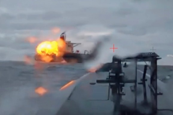 "DOPUŠTAM VOJNICIMA ISKRCAVANJE" Britanski premijer Starmer: Putin trlja ruke, neće moći, još jače udaramo