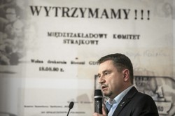 Duda stawia ultimatum Tuskowi. Fala strajków już w kwietniu?