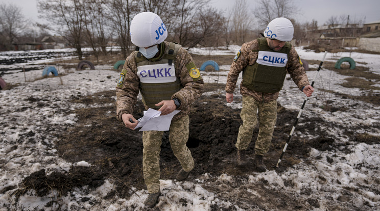 Ellentmondásos adatok érkeznek az orosz-ukrán háborúban elhunyt katonák számáról. / Fotó: MTI/AP/Vadim Ghirda