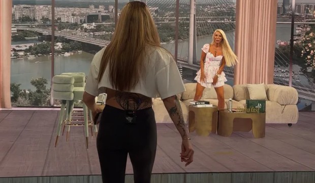 Barbara Bobak, Bojana Lazić
