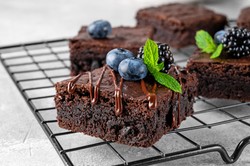 Brownie z borówkami. Ten przepis po prostu warto wypróbować