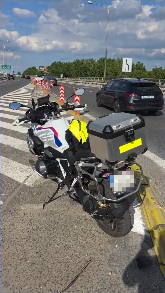 Poslanec NR SR Jozef Pročko mal nehodu na motorke. 