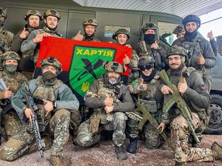 W grudniu 2022 r., po walkach w regionach Charkowa i Ługańska, Karta dołączyła do obrony Bachmutu