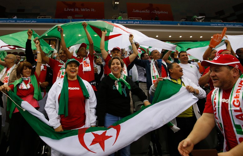 Thobe i abaya to nie jedyne stroje kibiców na mundialu w Katarze