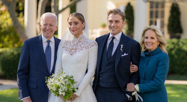 Newlyweds Naomi Biden and Peter Neal posed for wedding photos at the White House with President Biden and Dr. Jill Biden on November 19, 2022.Adam Schultz/White House