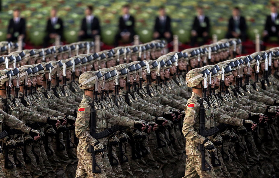 Chińska armia na defiladzie w Pekinie