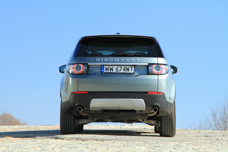 Land Rover Discovery Sport do teatru i w błoto test