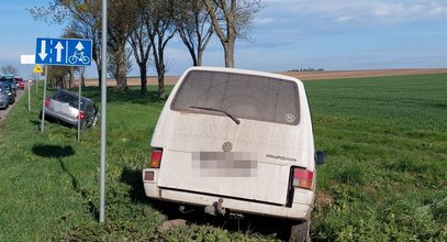 Groźne zderzenie samochodu z busem. Sześć osób trafiło do szpitala