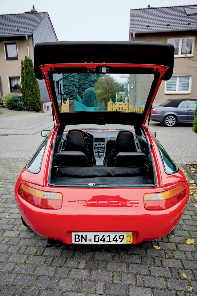 Porsche 928 Clubsport - sportowiec bez tłuszczyku