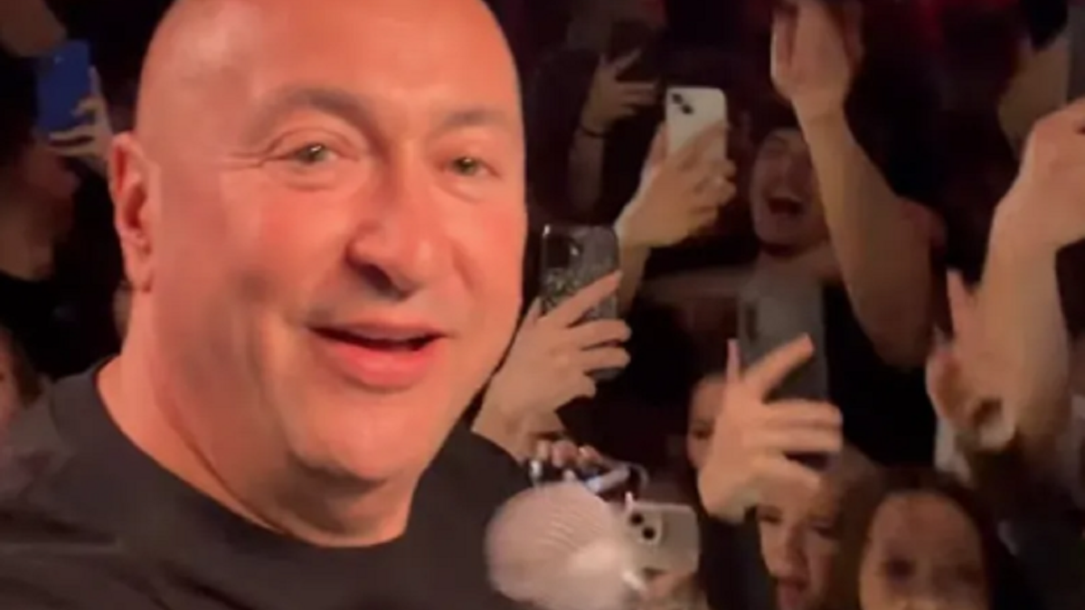 EVO KAKO IZGLEDA POSLE VELIKIH PROBLEMA Đaniju pre samo dve nedelje ugrađeno PET STENTOVA, a sad pokazao šta radi: Povukao potez koji je iznenadio mnoge (FOTO)