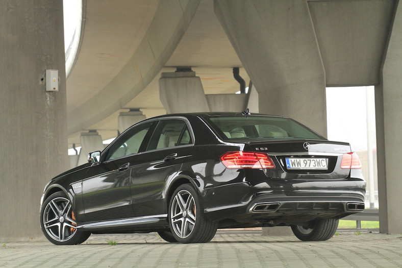 Mercedes E 63 AMG S 4Matic