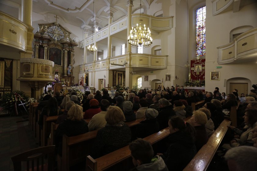 Pogrzeb ofiar katastrofy w Świebodzicach