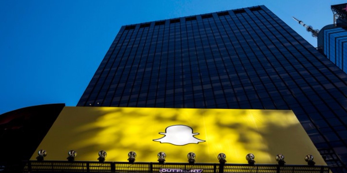 Snapchat's projected revenue for 2017 cut by $128 million — eMarketer