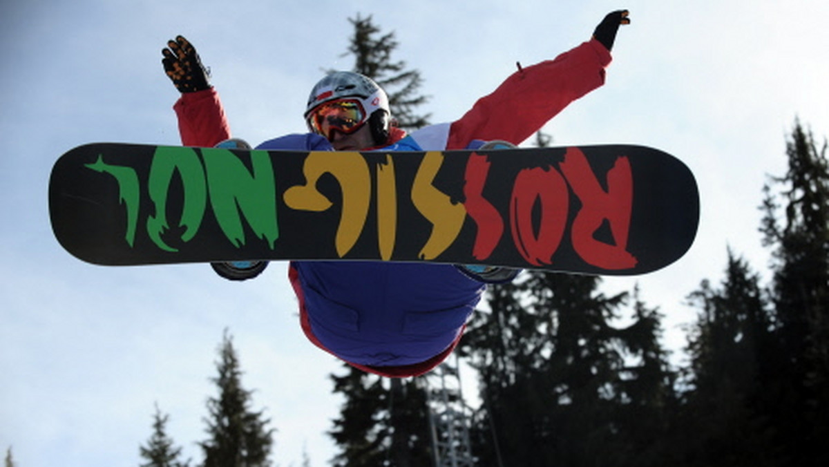Do zimowych igrzysk olimpijskich w Soczi coraz mniej czasu, a tymczasem znowu powstało wielkie zamieszanie wokół polskich snowboardzistów. Aż sześciu zawodników tej dyscypliny sportu wypełniło olimpijskie minimum na tę imprezę, ale tylko dwoje z nich będzie miało sfinansowane przygotowania.