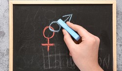 Edukacja zdrowotna w Warszawie. Większość uczniów rezygnuje. "Powodu do satysfakcji nie ma"