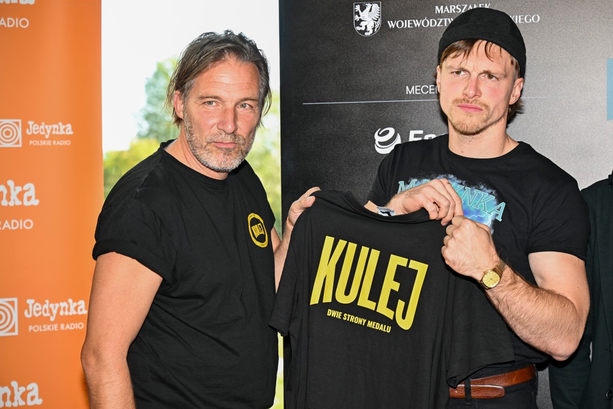 Reżyser Xawery Żuławski i Tomasz Włosok, który zagrał główną rolę w filmie "Kulej. Druga strona medalu"