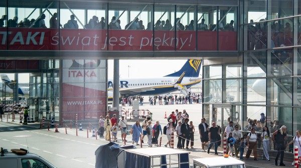 Choć najczęściej wybieranym kierunkiem czarterowym z Wrocławia od lat jest Antalya, w tym roku popularnością cieszą się również kierunki hiszpańskie. Czwartą najczęściej wybieraną destynacją w ruchu czarterowym była Palma de Mallorca, która uplasowała się za Marsa Alam i Chanią. Dużym zainteresowaniem cieszą się także loty do La Palmy.