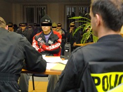 Azjatycka bitwa na ulicach stolicy