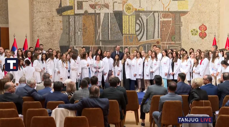 Najbolji diplomci dobili posao   