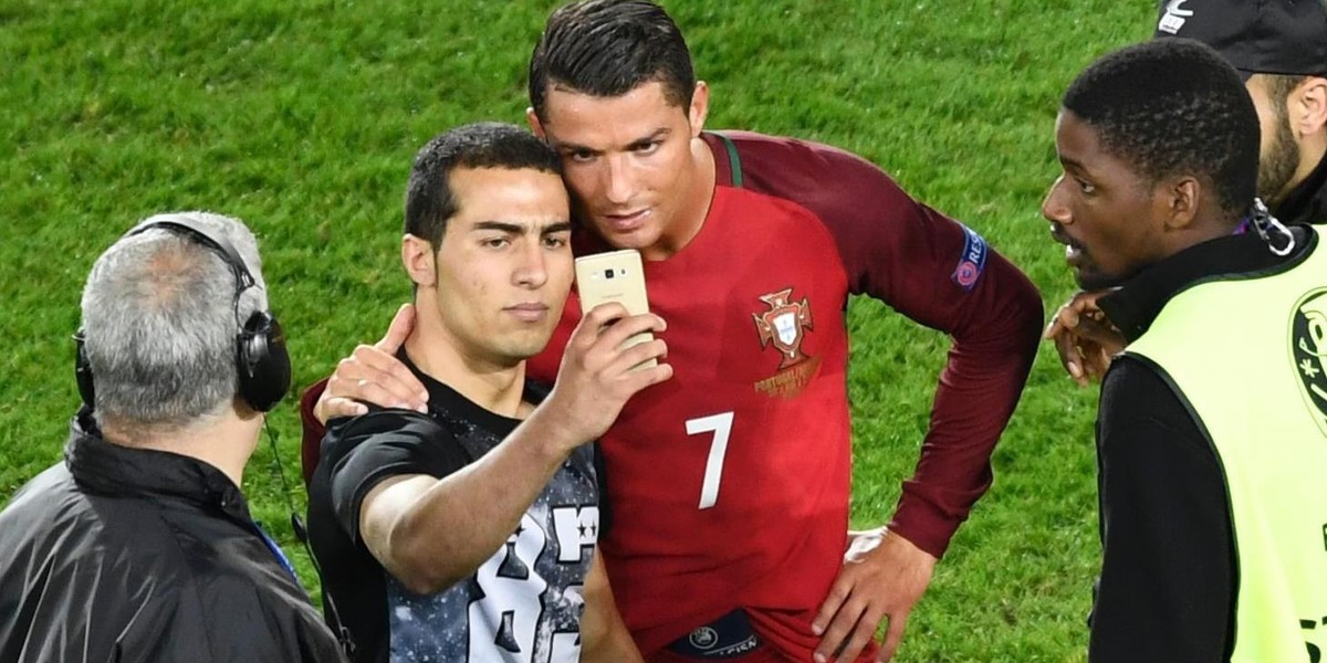 Jest kara za selfie z Cristiano Ronaldo