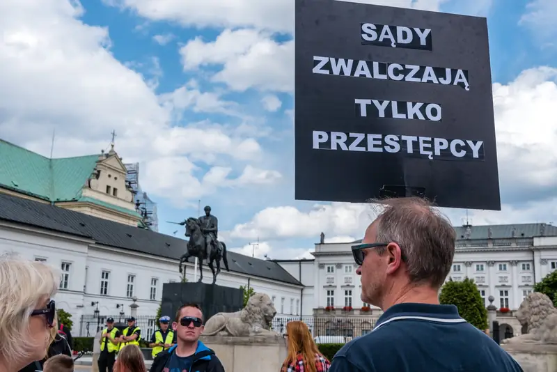 ...i jeszcze więcej wymownych transparentów