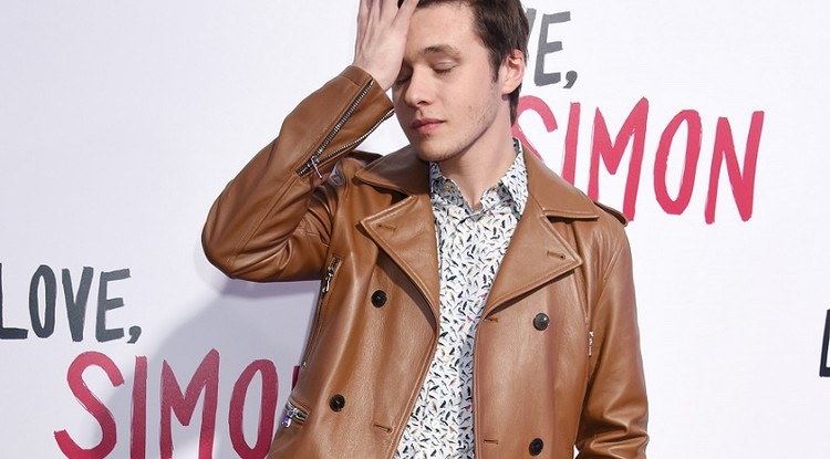 Love, Simon premier