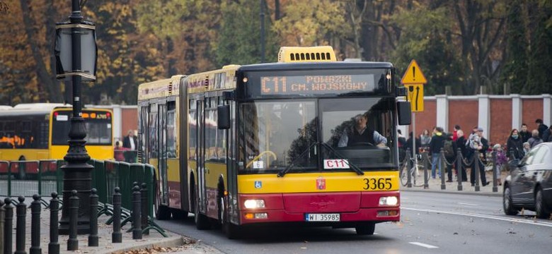 Wszystkich Świętych 2018: organizacja ruchu i komunikacji miejskiej w Warszawie