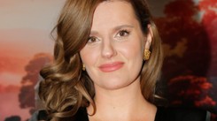 Zofia Zborowska słucha rad szeptuna z Uralu w sprawie córki. Tego się trzyma