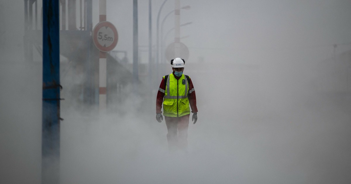 Gjødselproduksjonen stopper.  Norske Yara legger ned sine anlegg