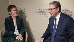 Vučić se sastao sa predsednicom EBRD-a u Davosu